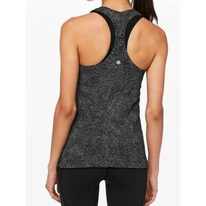LULULEMON ATHLETICA Cool Racerback II 'Nulu Size 2